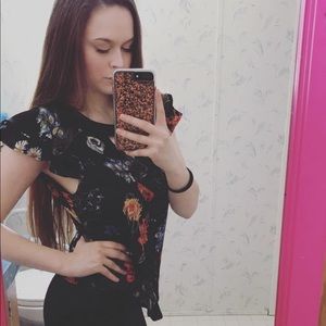 Meet your Posher, Lucy